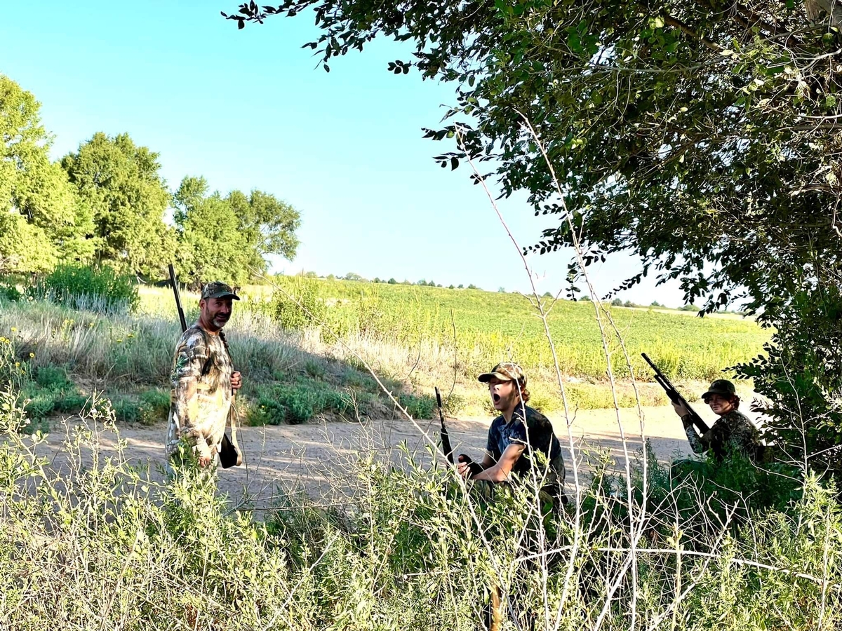 Dove Hunting Rates & Dates Dove Hunting Rates & Dates